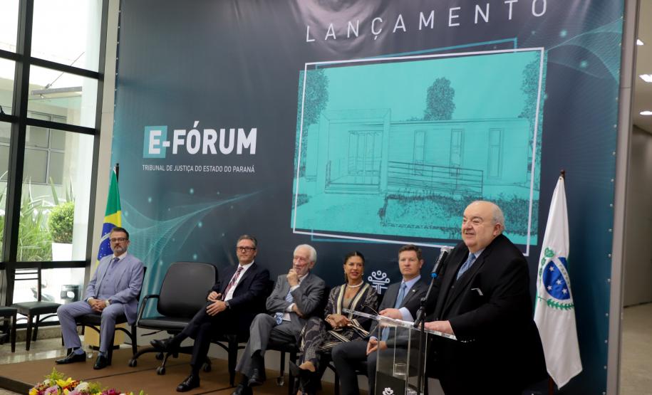 Santin Roveda participa do lançamento do E-Fórum pelo TJPR