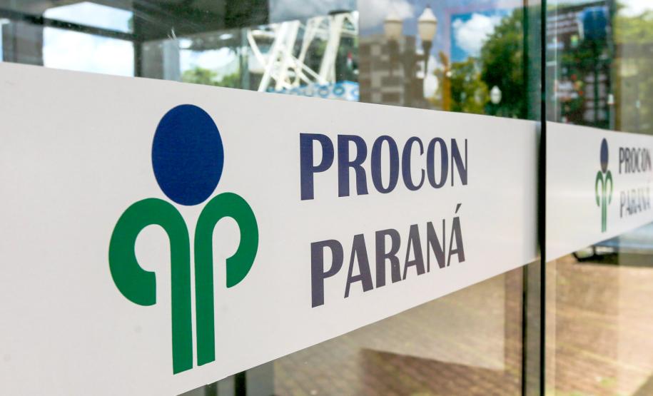 Procons do Paraná promovem ações para marcar o Dia Internacional do Consumidor