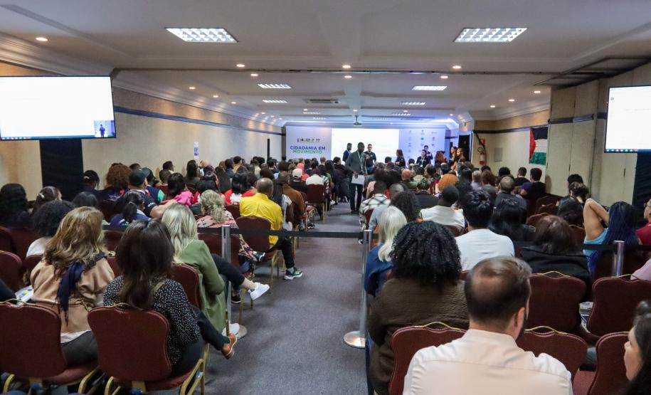 Paraná define 30 propostas para conferência nacional de migrantes e refugiados