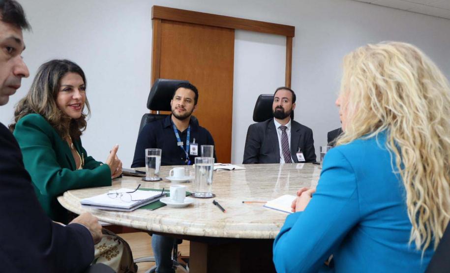 Estado ajuda a viabilizar casamento civil de venezuelanos sem certidão de nascimento