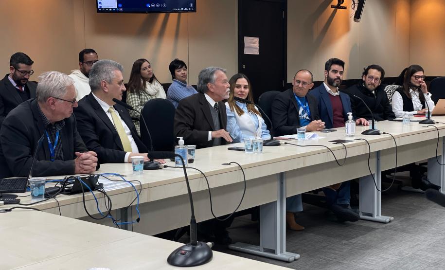 Estado dá posse a membros no Comitê Estadual de Educação em Direitos Humanos do Paraná
