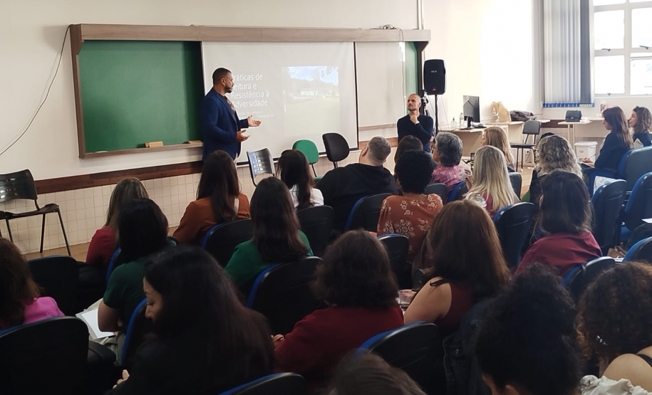 Sistema Socioeducativo do Paraná promove formação de mediadores de leitura para fortalecer práticas pedagógicas